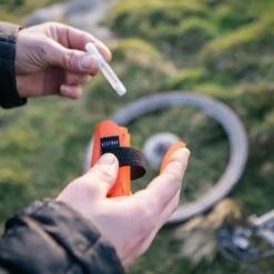 Restrap Bandenplaksetje - Bandenplakkers - Oranje -Rij Graag Verkoop 00 Tyre Boot6 1 scaled