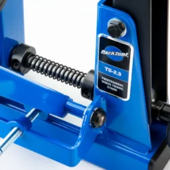 Park Tool TS-2.2 Spijkerboorstandaard - Blauw 6 Park Tool TS-2.2 Spijkerboorstandaard - Blauw -Rij Graag Verkoop 4003 142 Park Tool TS 2 3 Pro Zentrierstaender detail 01