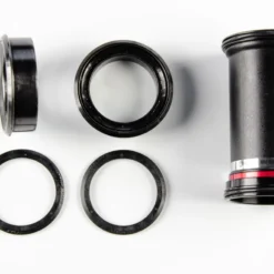 Race Face Trapas CINCH 30mm BB124 - Dubbele Rij - EXT.SEAL AM19