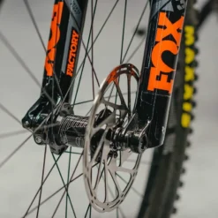 Dyedbro Beschermingsset Voor Vorken - Glans -Rij Graag Verkoop EBD0E5DA 5587 4B5C AA49 2FDA7C2CA1E7 1024x1024 2x