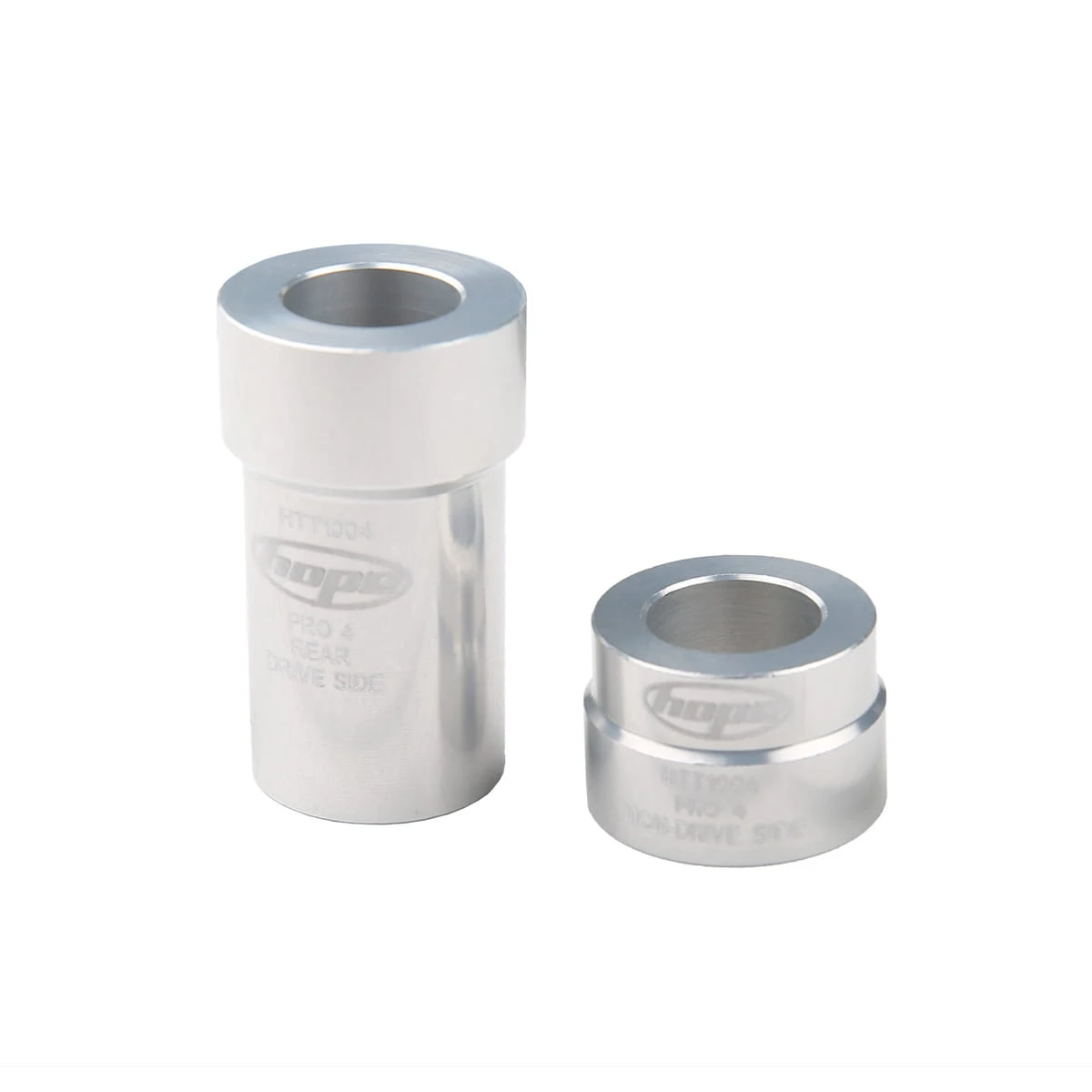 HOPE Pro 4 Lagerbussen Achteraan - Zilver 1 HOPE Pro 4 Lagerbussen Achteraan - Zilver